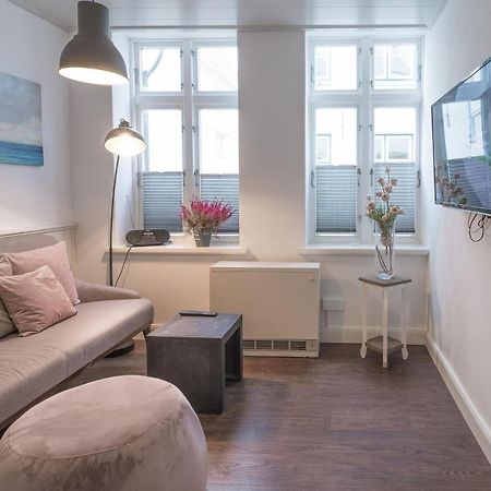 Apartmenthaus Theodor Storm Daemmerstunde Husum  Extérieur photo
